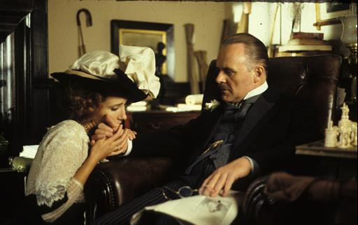 HOWARDS END